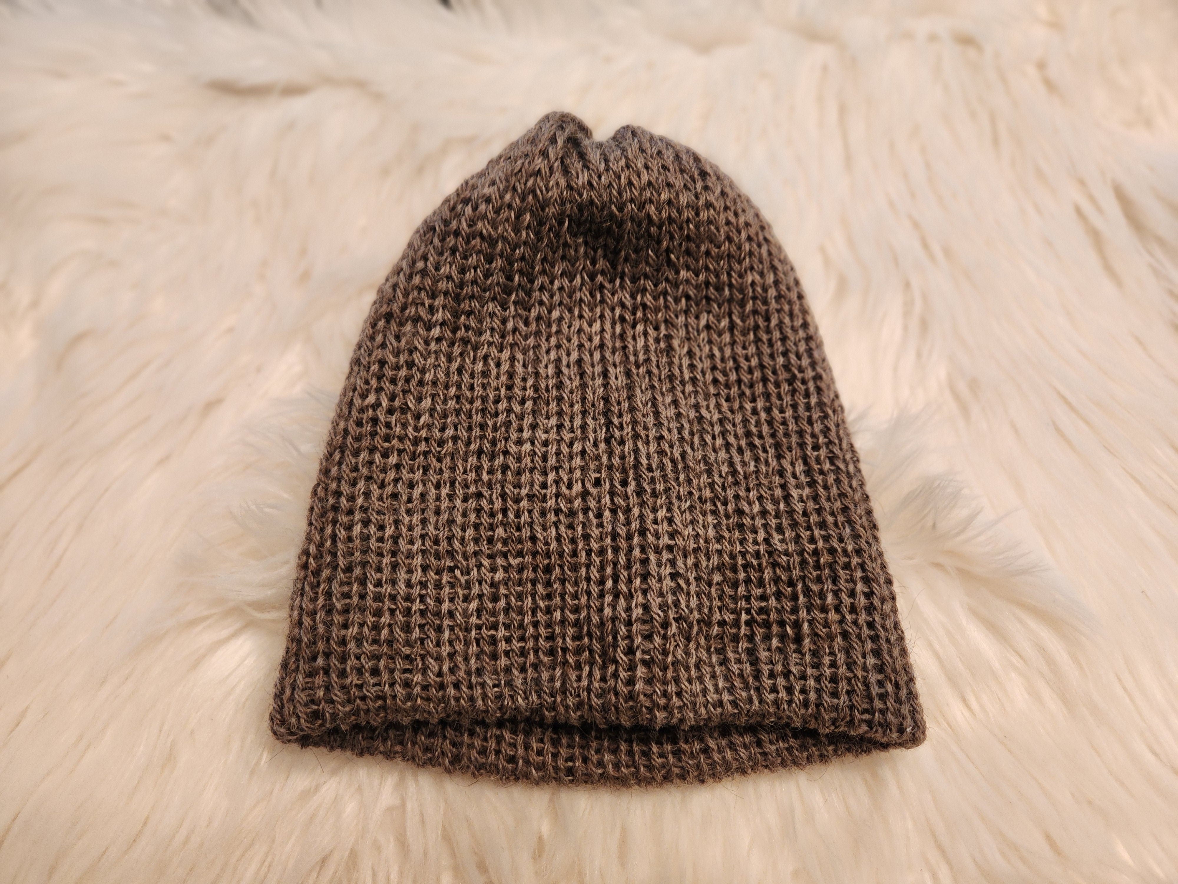 Handmade Icelandic Wool Skull Cap – Natural Warm Winter Beanie Hat